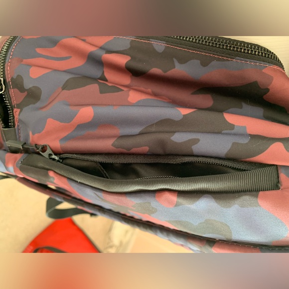COPY - CityAdventure Backpack 17L Heritage 365 Camo Smoky Red Night Sea Multi l… - Picture 2 of 16